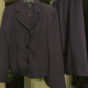 Women’s suit by Perfect Timing nwt